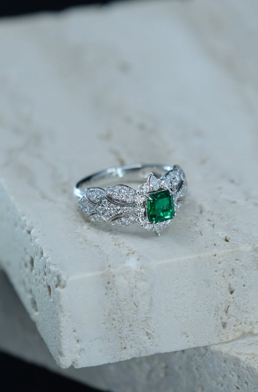 Noble | Emerald and Diamond Ring in 18K White Gold