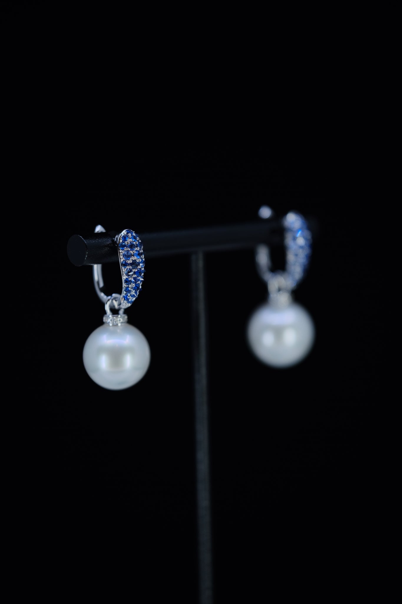 Bespoke Archive | Sapphire Huggie Earring Parts in 18K White Gold