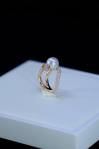 AUTORE Jewelry | White South Sea Pearl & Diamond & Ruby Ring in 18K Rose Gold