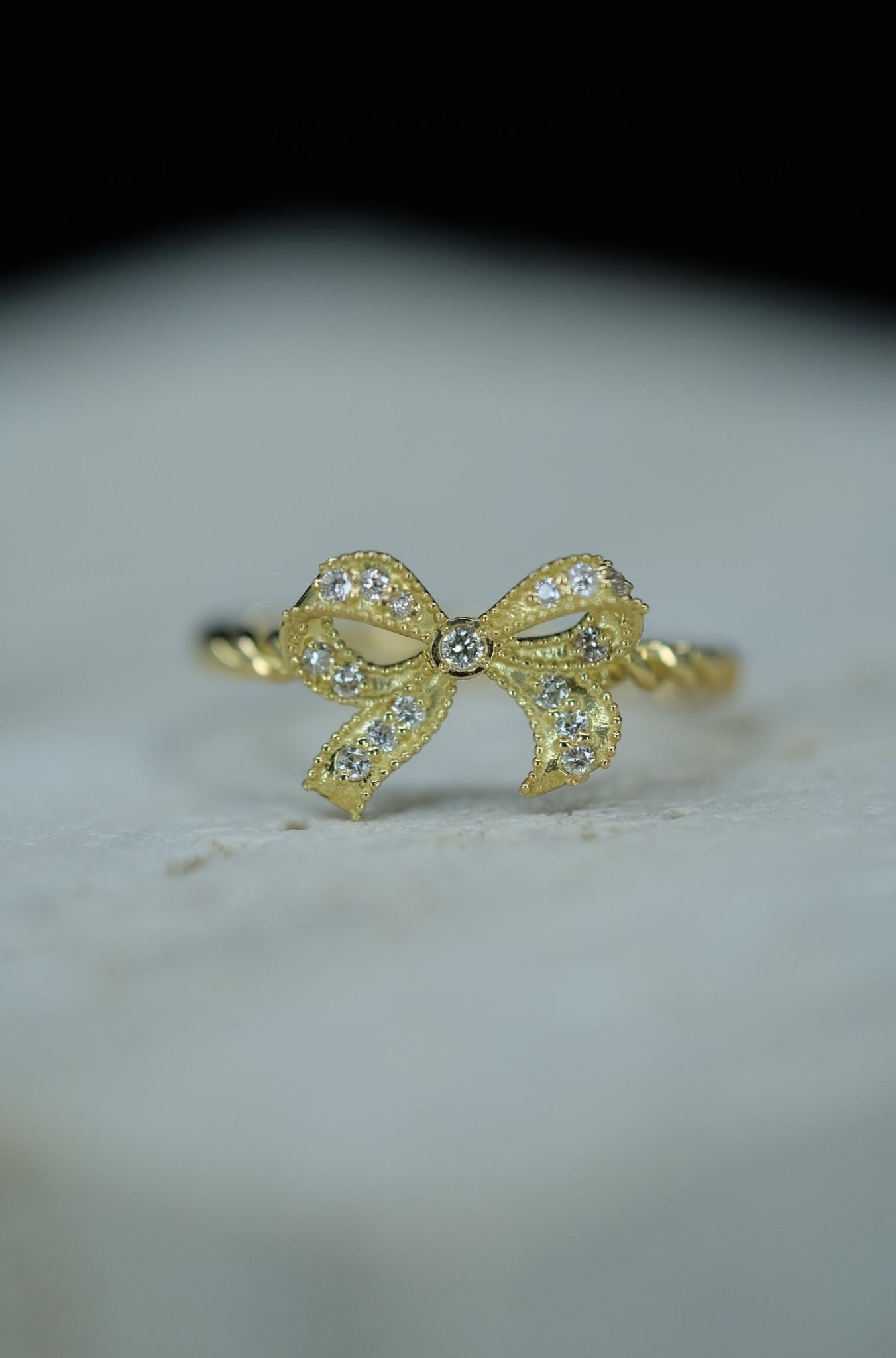 Urbaine | Bowtie Diamond Ring in 18K Yellow Gold