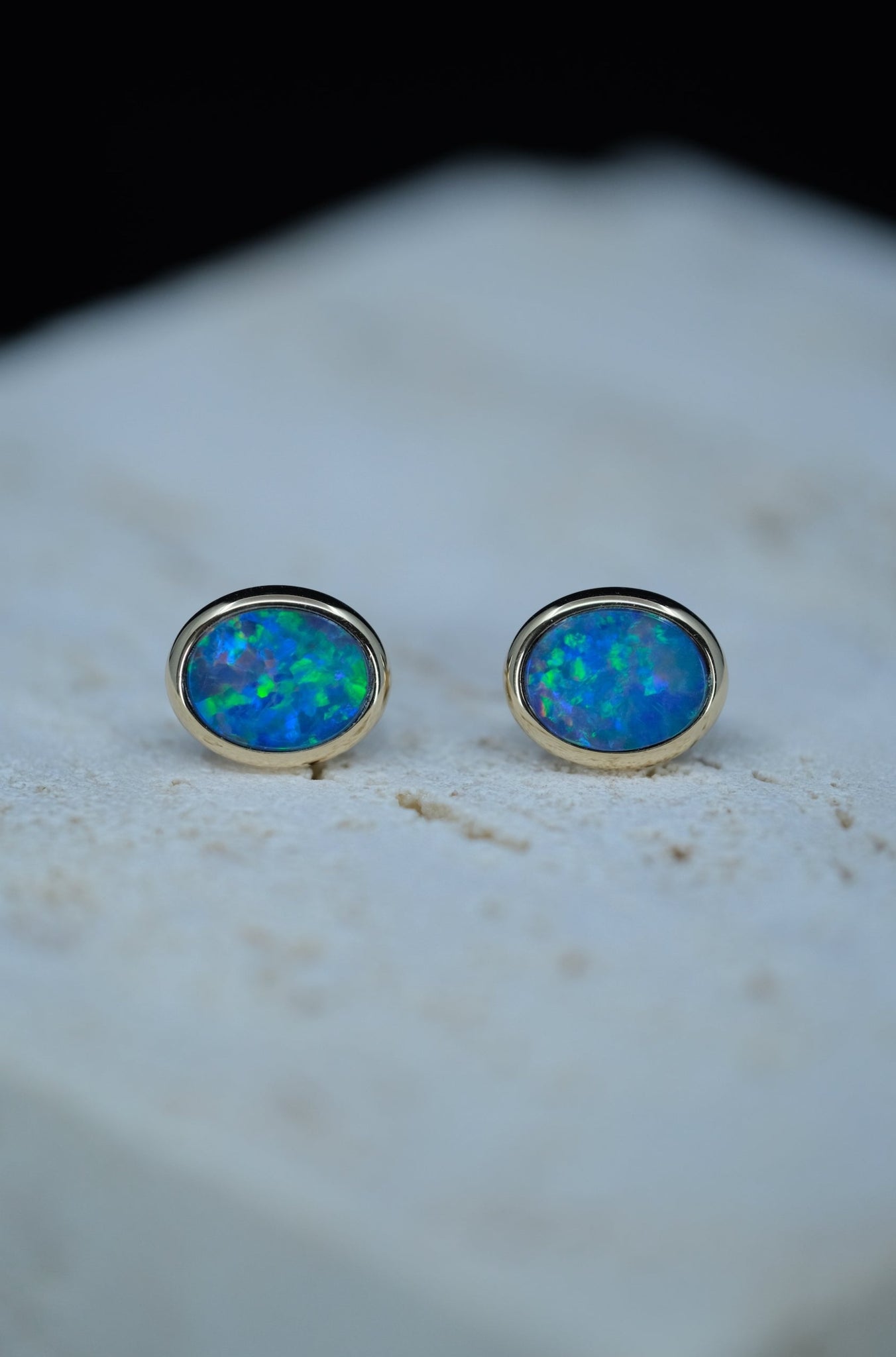 Classique | Oval Opal Stud Earrings in 14K Yellow Gold