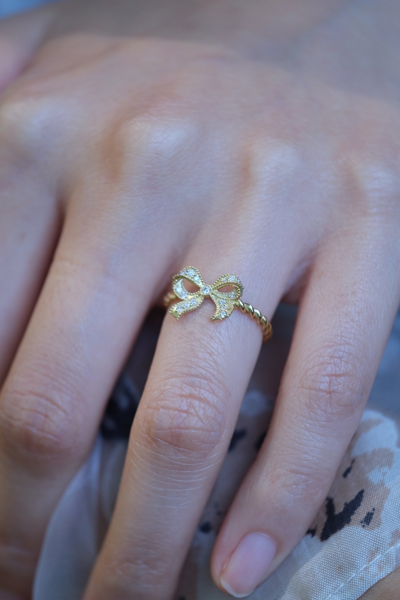 Urbaine | Bowtie Diamond Ring in 18K Yellow Gold