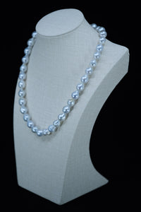 Jardin | 10x12mm White South Sea Smooth Baroque Pearl Necklace