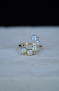 Une | White South Sea Keshi Pearl and Diamond Ring in 18K Yellow Gold