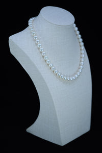 Classique | 8-8.5mm AAAA Nature White Akoya Pearl Necklace