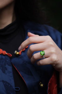 Urbaine | Peridot and Diamond Ring in 18K White Gold