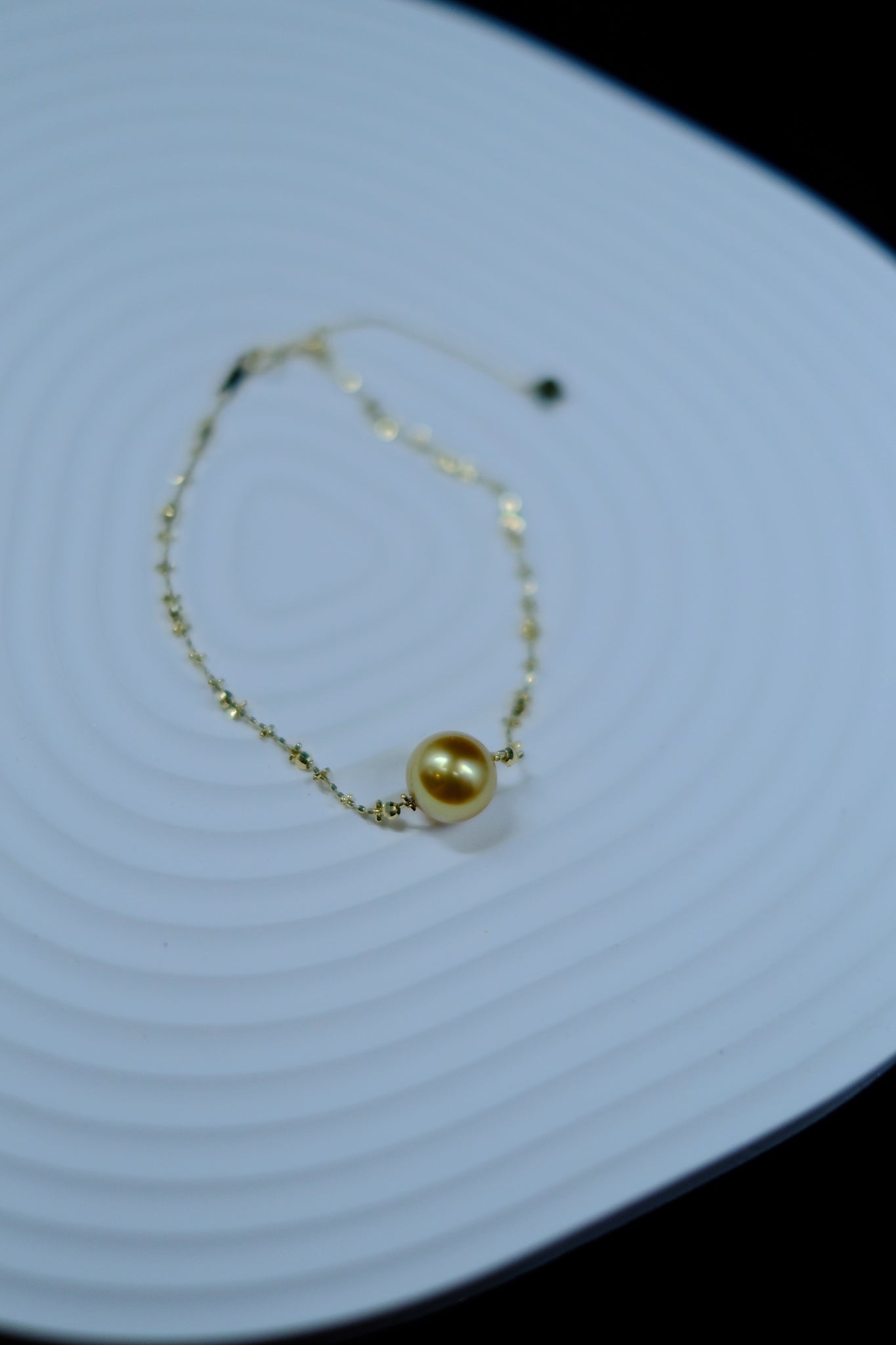 Urbaine | Golden South Sea Pearl (Rich Golden) Pendant 18K Yellow Gold