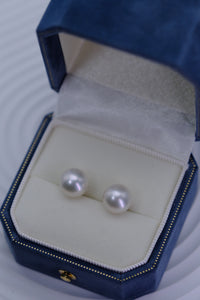 Classique | White South Sea Round Pearl Stud Earrings in 18K White Gold