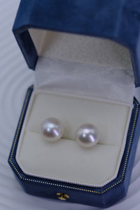 Classique | White South Sea Round Pearl Stud Earrings in 18K White Gold